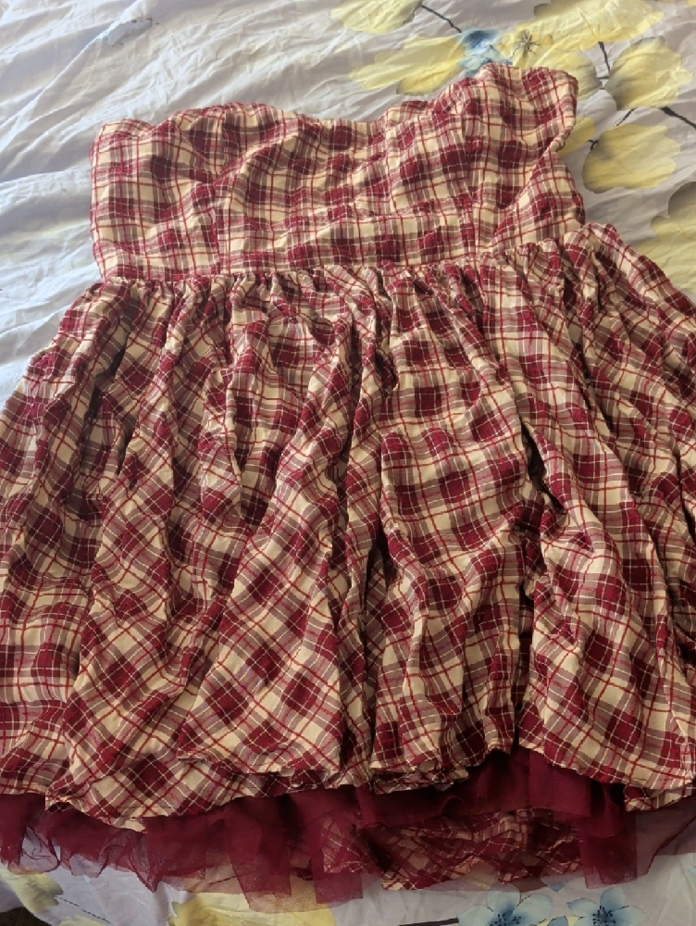 ARULA "Scout" Burgundy Strapless Dress with Gingham Accent - Picture 3 of 4